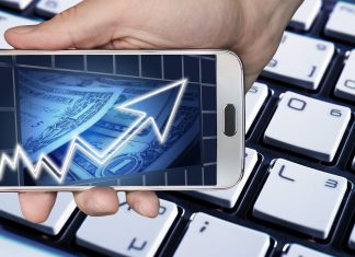 Στα 1,1786 δολάρια η ισοτιμία ευρώ/δολαρίου