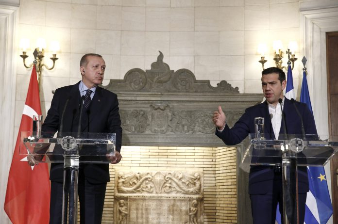 Ανταλλαγή “καρφιών” Τσίπρα – Ερντογάν