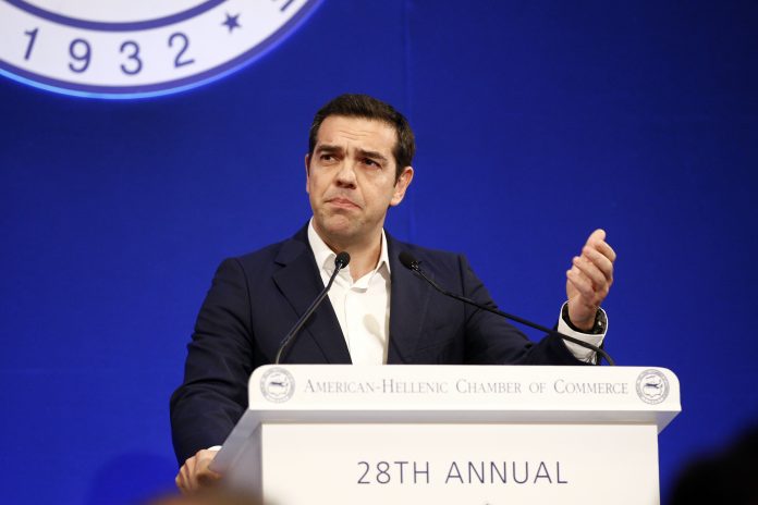 Αλ. Τσίπρας: Ανάβει το «πράσινο φως» για την έξοδο από τα Μνημόνια