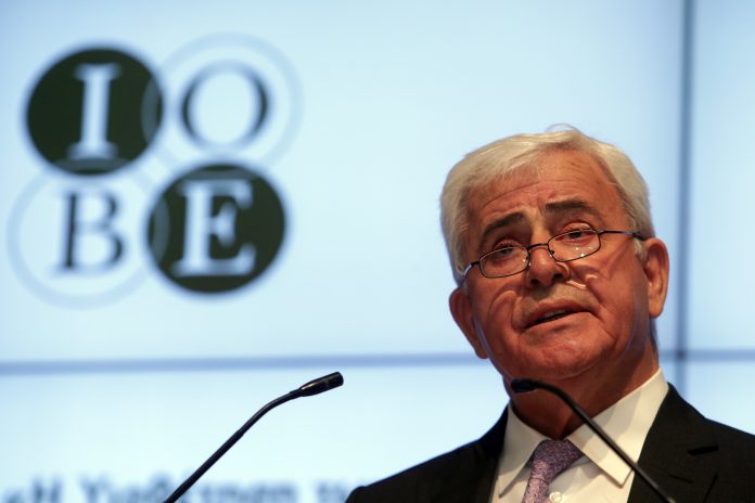 Ανάπτυξη της οικονομίας για το 2018 εκτιμά το ΙΟΒΕ Ανάπτυξη της οικονομίας για το 2018 εκτιμά το ΙΟΒΕ