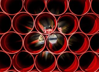 Σωληνουργεία Κορίνθου: Ανέλαβε έργο για υποθαλάσσιο αγωγό