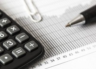 Από τη Δευτέρα θα ισχύσει η μείωση του ΦΠΑ - Πού και πόσο μειώνεται