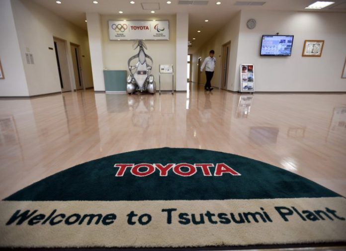 Απεβίωσε ο πρώην πρόεδρος της Toyota