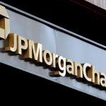 JP Morgan: Μεταφορά θέσεων εργασίας λόγω Brexit