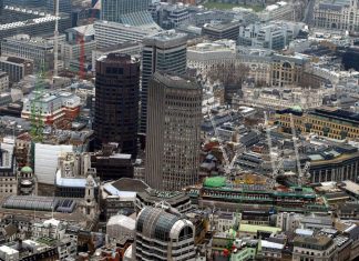 FTSE 100: Ανήλθε σε νέο υψηλό επίπεδο