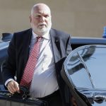 Τόμας Βίζερ: Με επιπλέον όρους η ελάφρυνση χρέους Τόμας Βίζερ: Αφελείς προβλέψεις για έσοδα 50 δισ. από αποκρατικοποιήσεις