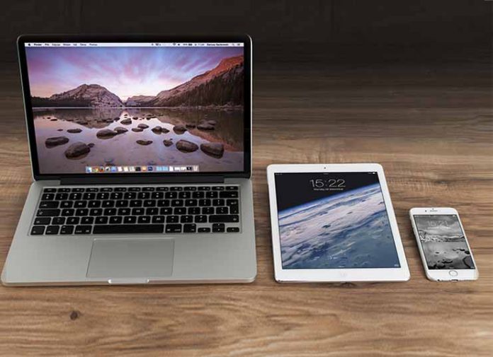 Apple: Πουλάει λιγότερα iPhones, αλλά κάνει ρεκόρ κερδών