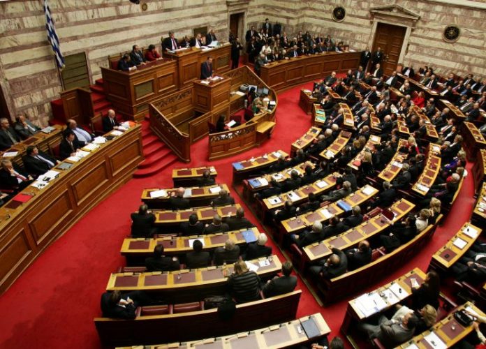 Σε απευθείας μετάδοση η συζήτηση για τη Συμφωνία των Πρεσπών (live)