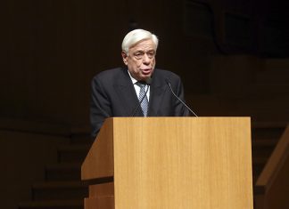 ΠτΔ: Συνάντηση με τον πρόεδρο της Ελληνικής Ένωσης Τραπεζών