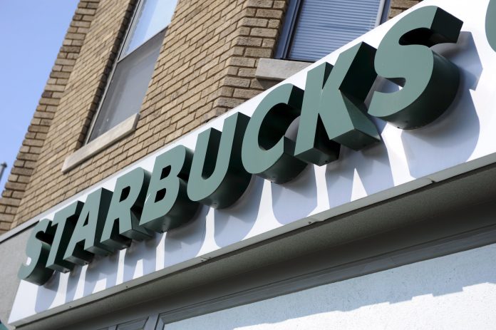 Η Starbucks μπαίνει στην ιταλική αγορά