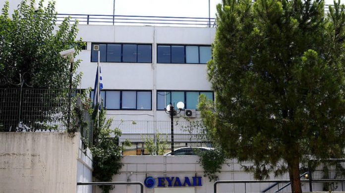 Επιστρέφει στο Δημόσιο η πλειοψηφία των μετοχών της ΕΥΔΑΠ