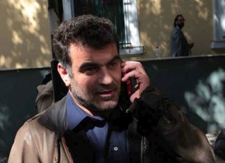 Συνελήφθη ο Κ. Βαξεβάνης μετά από μήνυση του Αντώνη Σαμαρά