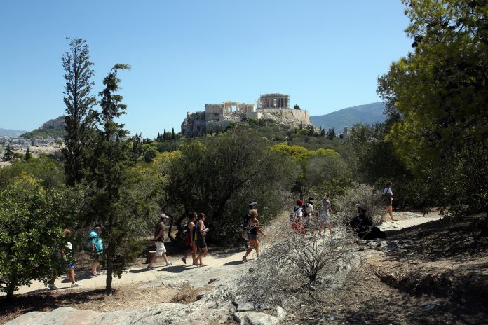 ΤτΕ: Αυξήθηκε ο εισερχόμενος τουρισμός το 2017