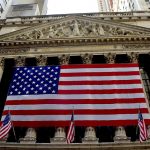 Κλίμα πανικού σε δραματική συνεδρίαση στη Wall Street Κλίμα πανικού σε δραματική συνεδρίαση στη Wall Street