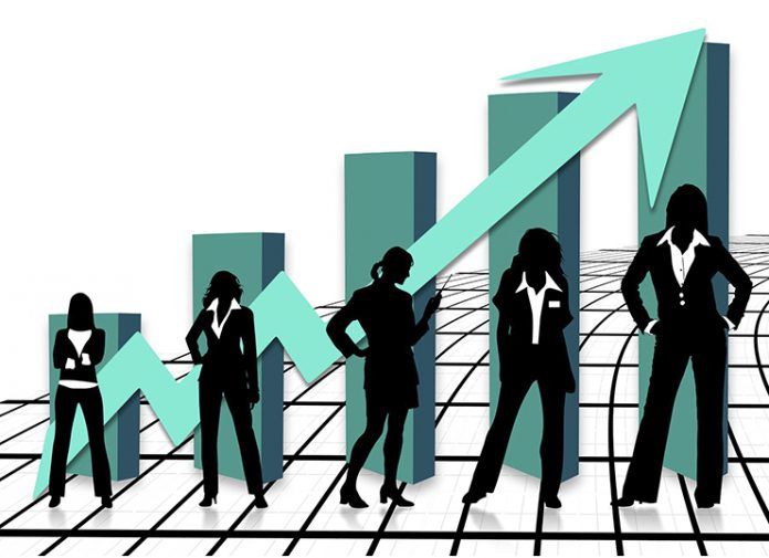 Grant Thornton: Αυξήθηκαν οι Ελληνίδες που κατέχουν διοικητικές θέσεις