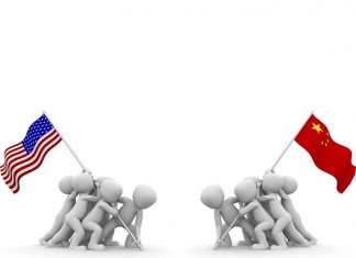 Εμπορικό Επιμελητήριο ΗΠΑ: Καταστροφικοί οι δασμοί για τους καταναλωτές