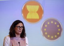 Επίτροπος Εμπορίου ΕΕ: «Η Ευρώπη είναι στενός σύμμαχος της Αμερικής» Επίτροπος Εμπορίου ΕΕ: «Η Ευρώπη είναι στενός σύμμαχος της Αμερικής»