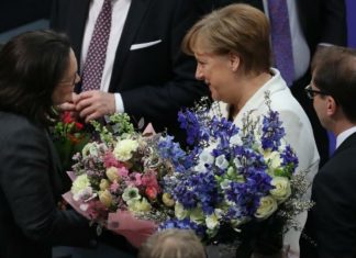 Επανεξελέγη η Μέρκελ καγκελάριος της Γερμανίας