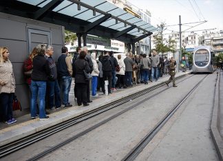 Αλλαγές στα δρομολόγια του τραμ λόγω παρέλασης