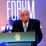 Πρ. Παυλόπουλος. Το χρέος είναι ο «εχθρός» της Ευρωζώνης