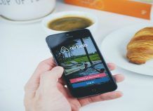 Ισπανία: Φρένο στις ενοικιάσεις μέσω Airbnb Ισπανία: Απαγόρευση στις ενοικιάσεις μέσω Airbnb