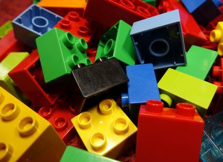 Η Lego λέει «όχι» στο πλαστικό παίρνοντας μία σπουδαία πρωτοβουλία