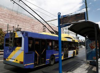 Πεντάωρη στάση εργασίας στα τρόλεϊ σήμερα