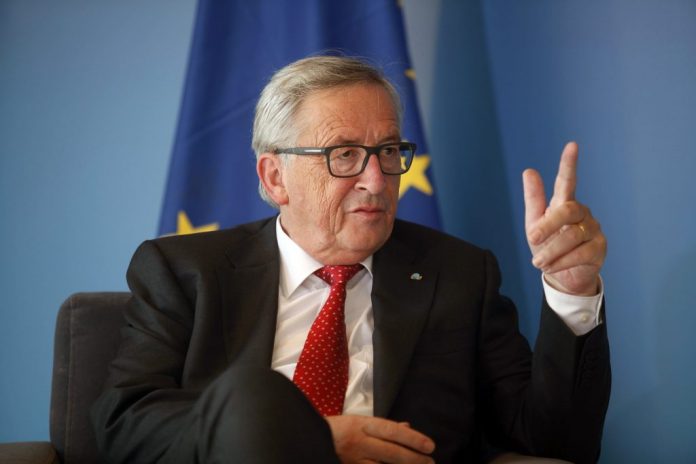 Ομιλία Γιούνκερ στην ελληνική Βουλή