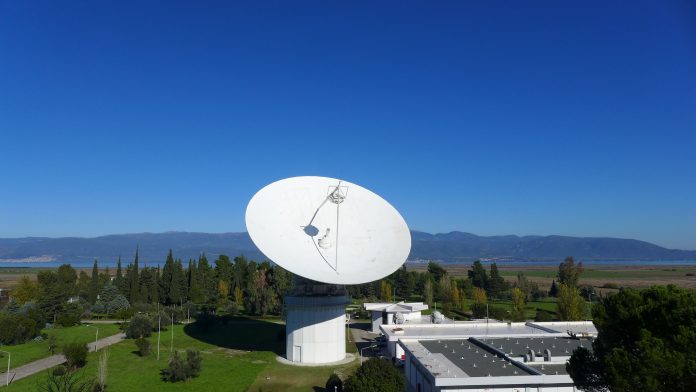 Στήριξη στην έρευνα του σύμπαντος από την Cosmote