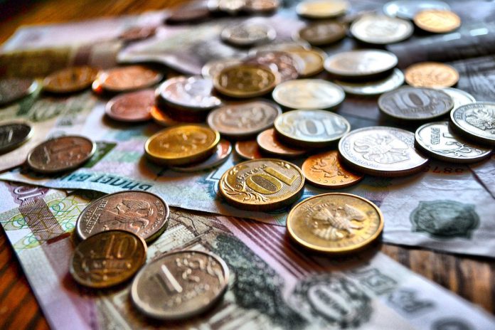 Στο χαμηλότερο επίπεδο από το 2016 η ισοτιμία του ρουβλιού Στο χαμηλότερο επίπεδο από το 2016 η ισοτιμία του ρουβλιού