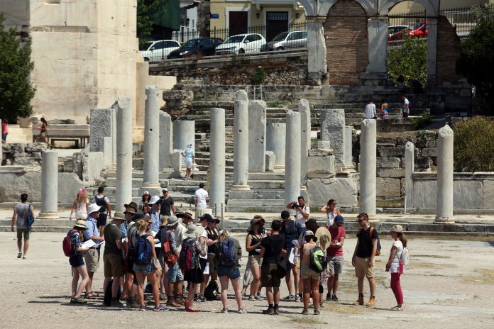 Ρεκόρ τουριστών στην Ελλάδα το 2017