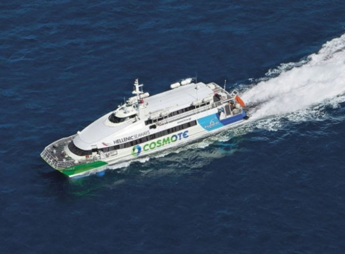 Μηχανική βλάβη σε υδροπτέρυγο ανοιχτά της Αίγινας