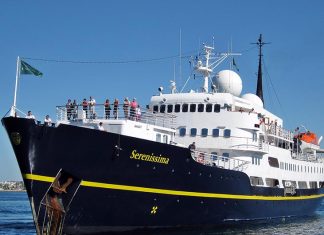 Θεσσαλονίκη: Έκανε «ποδαρικό» το κρουαζιερόπλοιο «Serenissima»