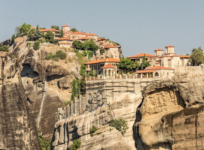 Πάσχα στα Μετέωρα και στη Λίμνη Πλαστήρα - Αυξημένες κρατήσεις