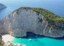 Η Ελλάδα στο πολυσέλιδο αφιέρωμα της Bild am Sonntag για τις καλοκαιρινές διακοπές