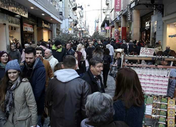 Απογοητευμένοι οι Ελληνες: Τι δείχνει έρευνα του Ευρωβαρόμετρου (Πίνακες)
