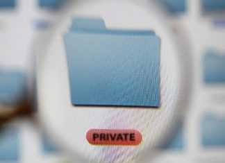 ΗΠΑ: Αίτηση πτώχευσης από την Cambridge Analytica