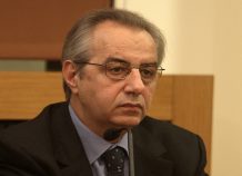 Δεν υπάρχει λόγος για πανηγυρισμούς Δεν υπάρχει λόγος για πανηγυρισμούς