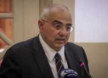 Καραμούζης: Η ανάκαμψη των τραπεζών πρέπει να συνεχιστεί