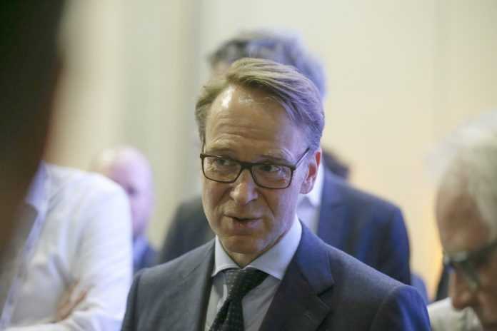 Γερμανία: Ο Γενς Βάιντμαν έτοιμος για την ηγεσία της ΕΚΤ