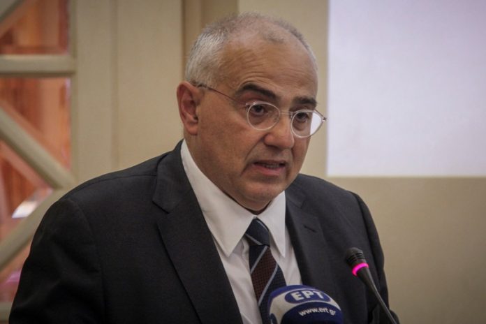 Καραμούζης: Πέντε 