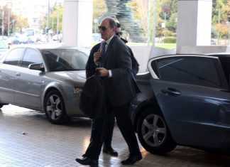 Παραδοχή Σταθάκη: Απιαστη η βενζίνη - Ολοταχώς στα 2,5 ευρώ