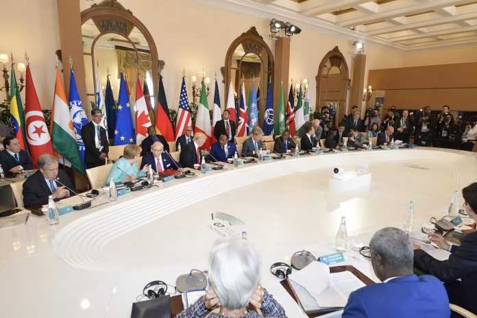 Reuters: Στη G7 το ελληνικό χρέος - Αισιοδοξία Σολτς