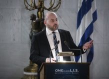 Στασινός: «Ετσι θα πάρει μπρος η οικονομία» Στασινός: "Ετσι θα πάρει μπρος η οικονομία"