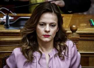 Αχτσιόγλου: "Δουλεύουμε για την αύξηση του κατώτατου μισθού"