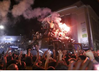 Αποθέωσαν τον Κυπελλούχο ΠΑΟΚ οι οπαδοί του