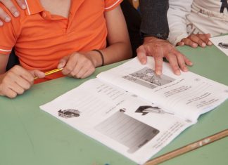 Χρυσοπληρωμένη η μόρφωση στη "δωρεάν" ελληνική παιδεία