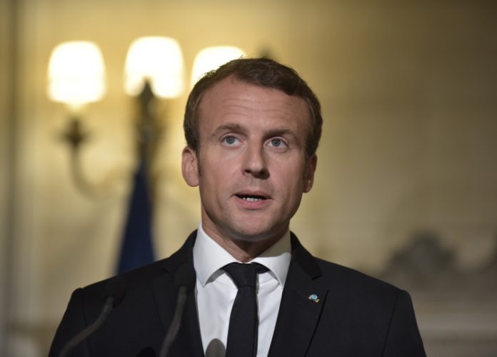 Kίτρινα γιλέκα: Τελευταία ευκαιρία η αποψινή ομιλία Μακρόν