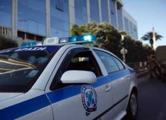 Εντοπίστηκε νεκρή από πυροβολισμό γυναίκα στη Μάνδρα