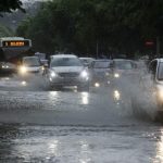 Παραμένουν από χθες χωρίς ρεύμα κάτοικοι της Θεσσαλονίκης Μεγάλα ύψη βροχής στα νότια και βαθμιαία βελτίωση του καιρού από τα δυτικά